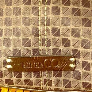 Adorable Nine West handbag
